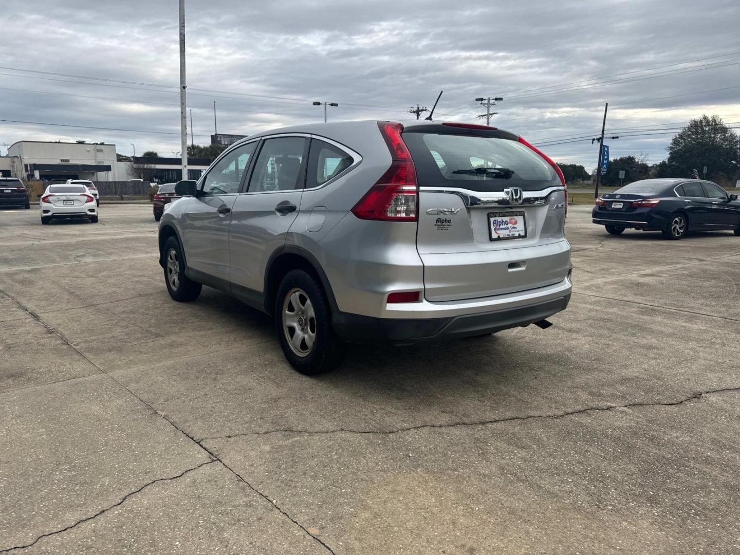 2016 Silver /Gray Honda CR-V AWD 5dr LX (5J6RM4H35GL) , Automatic transmission, located at 6904 Johnston St., Lafayette, LA, 70503, (337) 988-1960, 30.143589, -92.100601 - Photo#8