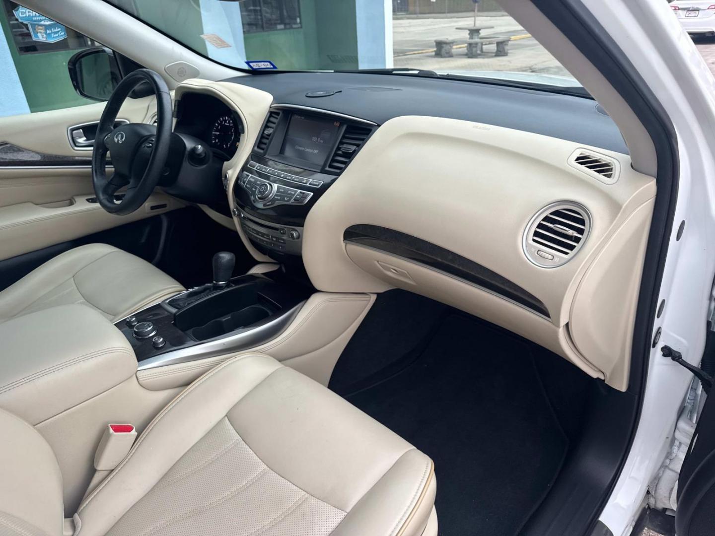 2015 White /Tan INFINITI QX60 FWD 4dr (5N1AL0MN6FC) , Automatic transmission, located at 6904 Johnston St., Lafayette, LA, 70503, (337) 988-1960, 30.143589, -92.100601 - Photo#17