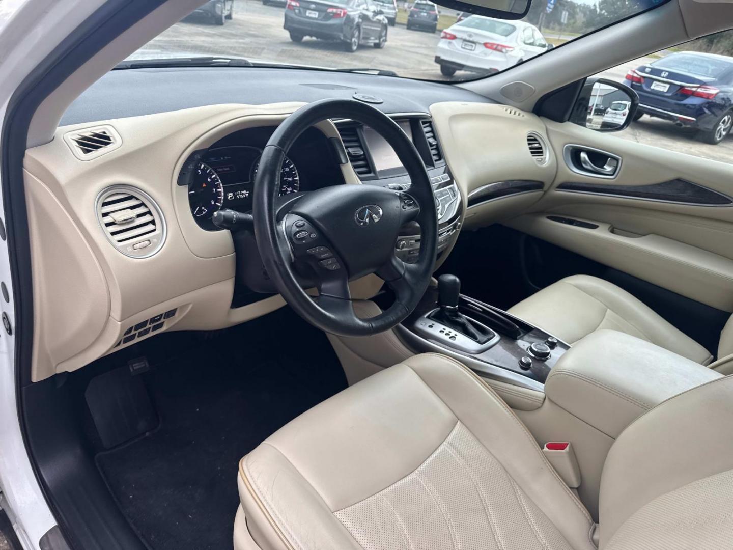 2015 White /Tan INFINITI QX60 FWD 4dr (5N1AL0MN6FC) , Automatic transmission, located at 6904 Johnston St., Lafayette, LA, 70503, (337) 988-1960, 30.143589, -92.100601 - Photo#23