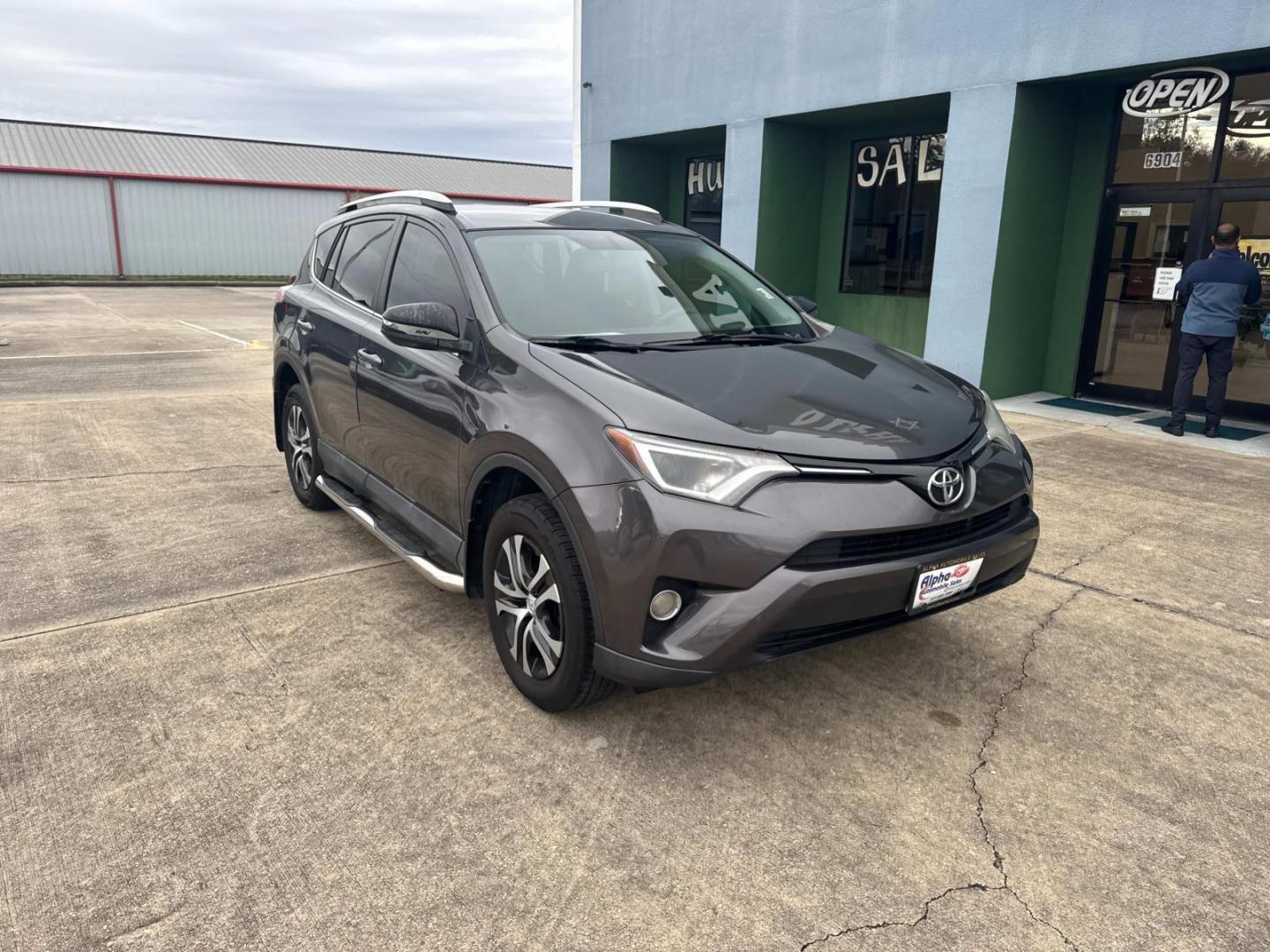 2016 Gray /Black Toyota RAV4 FWD 4dr LE (Natl) (2T3ZFREV8GW) , N/A transmission, located at 6904 Johnston St., Lafayette, LA, 70503, (337) 988-1960, 30.143589, -92.100601 - Photo#1