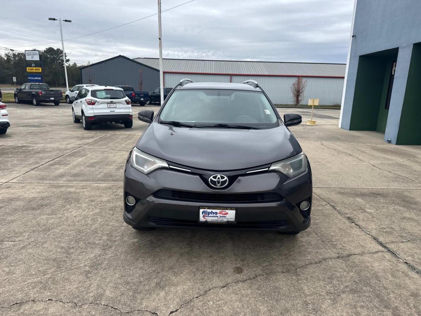 2016 Gray /Black Toyota RAV4 FWD 4dr LE (Natl) (2T3ZFREV8GW) , N/A transmission, located at 6904 Johnston St., Lafayette, LA, 70503, (337) 988-1960, 30.143589, -92.100601 - Photo#2