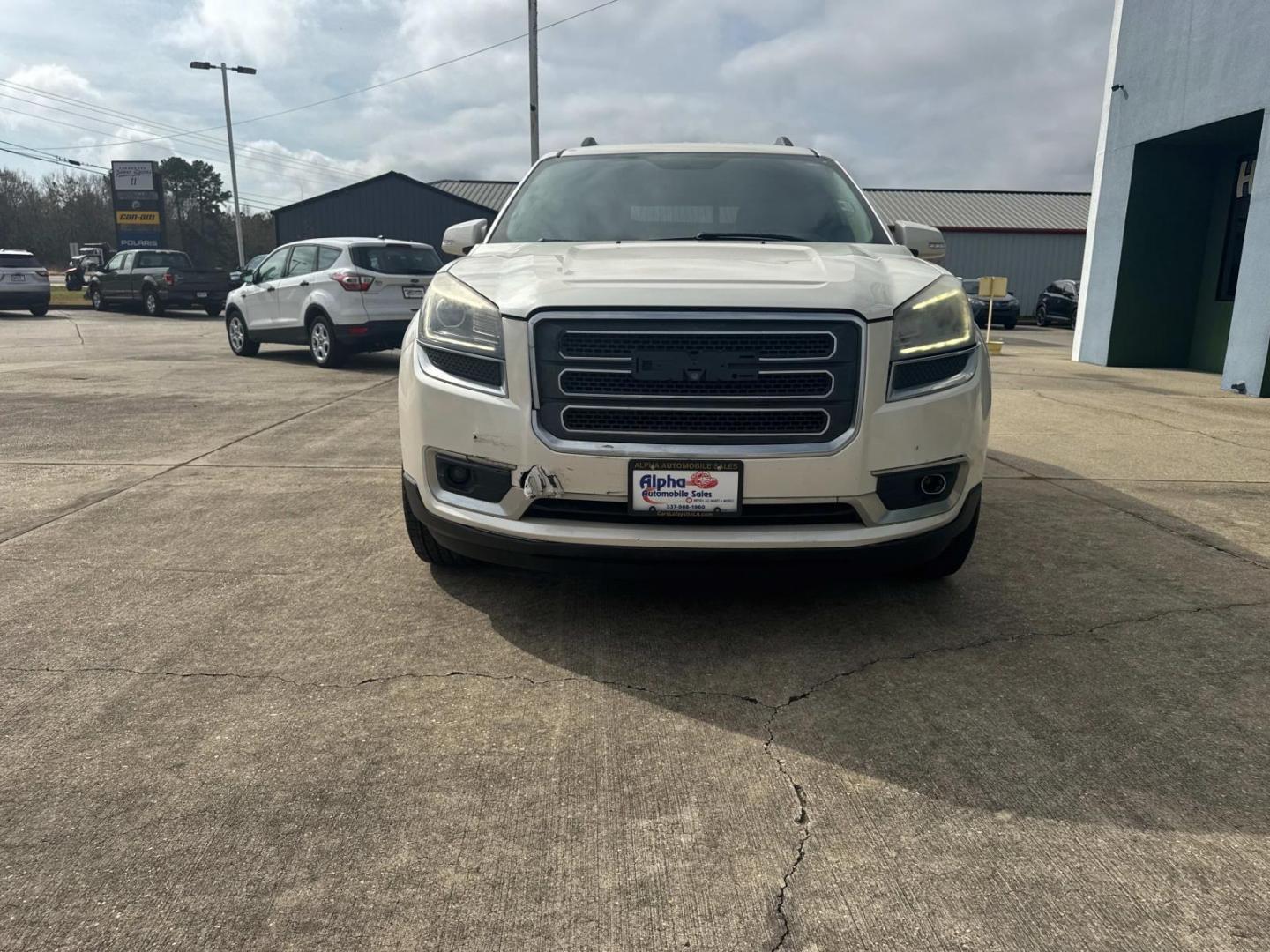 2014 White Diamond Tricoat /Dark Cashmere GMC Acadia FWD 4dr SLT1 (1GKKRRKD5EJ) , N/A transmission, located at 6904 Johnston St., Lafayette, LA, 70503, (337) 988-1960, 30.143589, -92.100601 - Photo#3