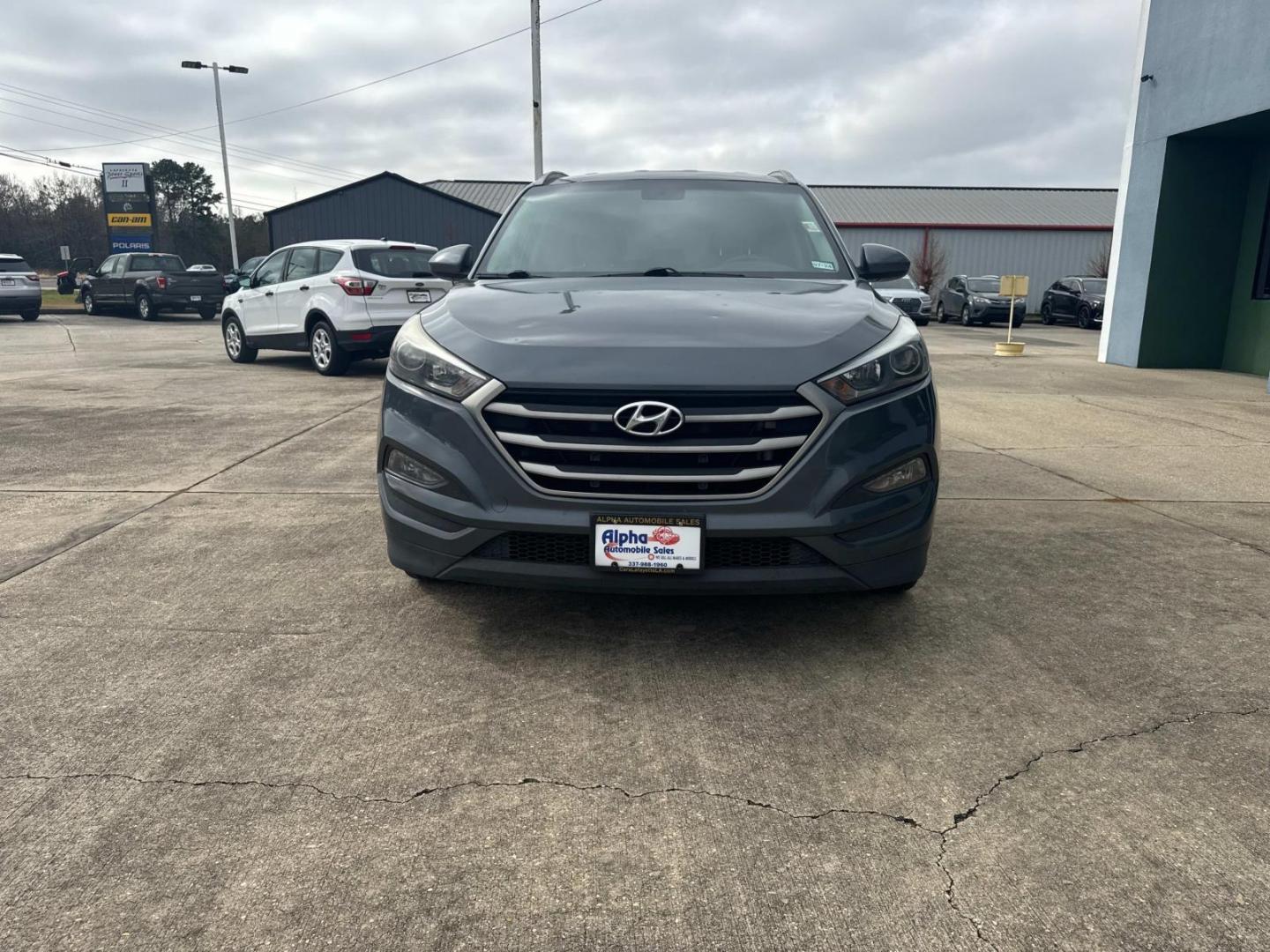 2018 Coliseum Gray /Gray Hyundai Tucson SEL FWD (KM8J33A47JU) , Automatic transmission, located at 6904 Johnston St., Lafayette, LA, 70503, (337) 988-1960, 30.143589, -92.100601 - Photo#3