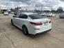 2019 White /Black Kia Optima LX Auto (5XXGT4L3XKG) , Automatic transmission, located at 6904 Johnston St., Lafayette, LA, 70503, (337) 988-1960, 30.143589, -92.100601 - Photo#8