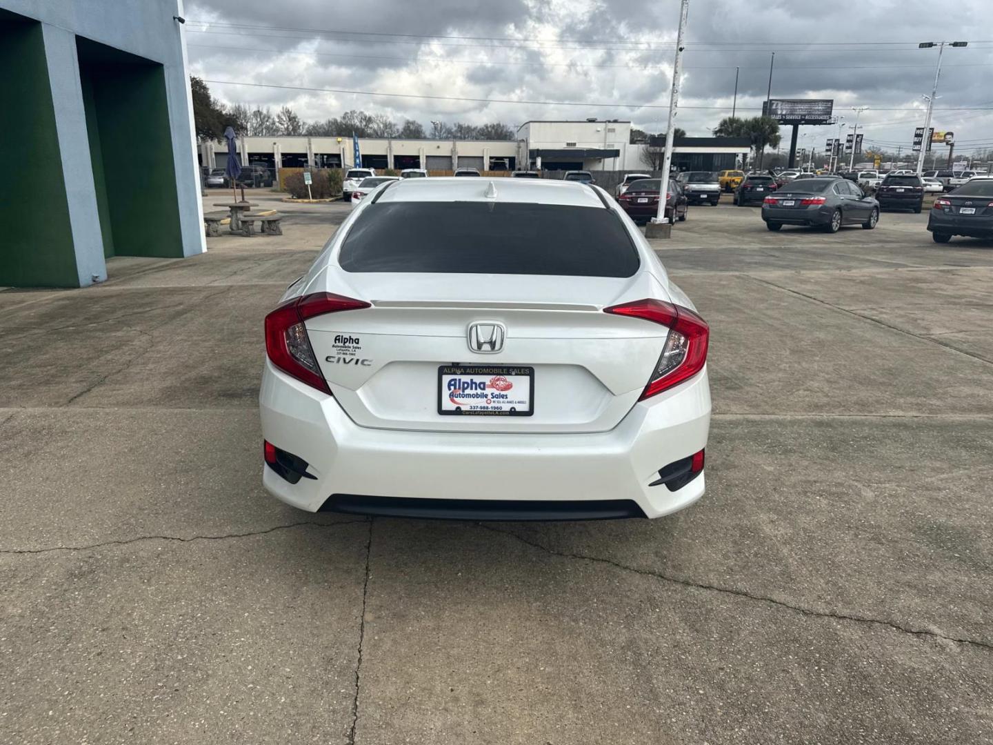 2016 White Orchid Pearl /Ivory Honda Civic Sedan 4dr CVT EX-T (19XFC1F38GE) , Automatic transmission, located at 6904 Johnston St., Lafayette, LA, 70503, (337) 988-1960, 30.143589, -92.100601 - Photo#9