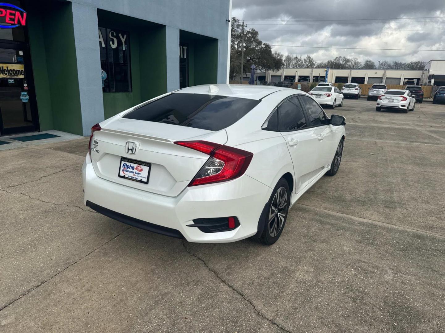 2016 White Orchid Pearl /Ivory Honda Civic Sedan 4dr CVT EX-T (19XFC1F38GE) , Automatic transmission, located at 6904 Johnston St., Lafayette, LA, 70503, (337) 988-1960, 30.143589, -92.100601 - Photo#11