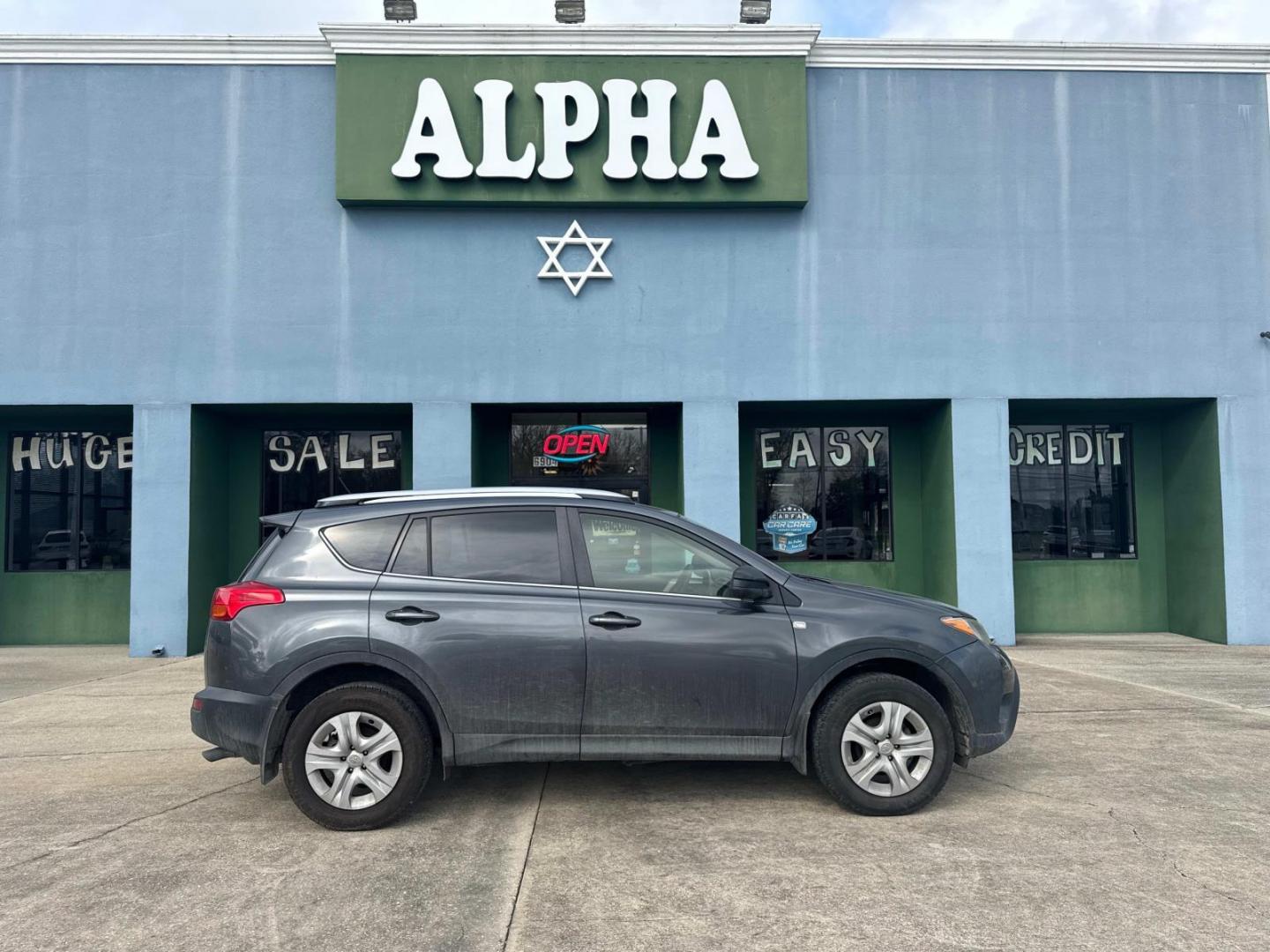 2015 Magnetic Gray Metallic /Gray Toyota RAV4 AWD 4dr LE (Natl) (JTMBFREV5FD) , N/A transmission, located at 6904 Johnston St., Lafayette, LA, 70503, (337) 988-1960, 30.143589, -92.100601 - Photo#0