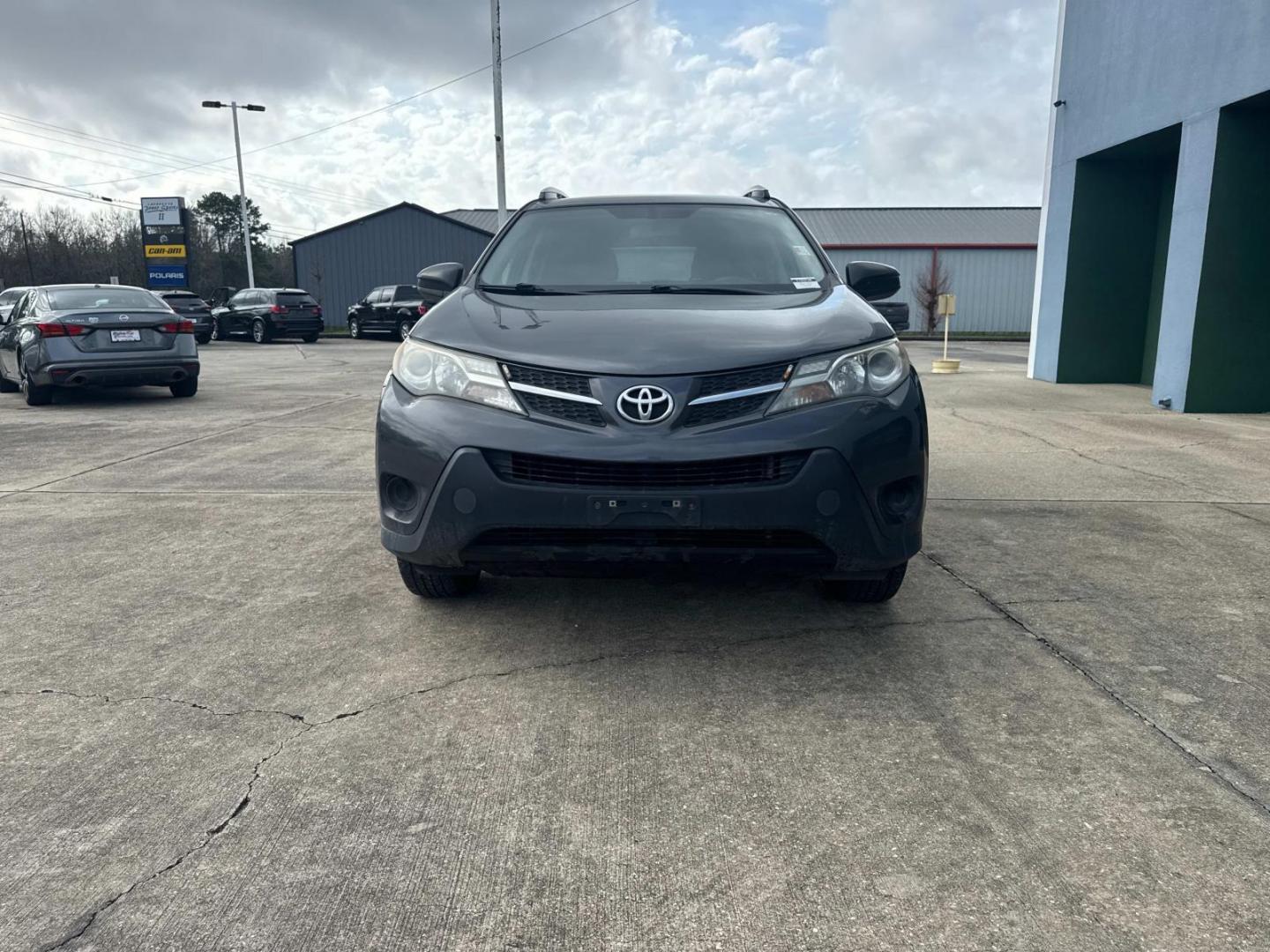 2015 Magnetic Gray Metallic /Gray Toyota RAV4 AWD 4dr LE (Natl) (JTMBFREV5FD) , N/A transmission, located at 6904 Johnston St., Lafayette, LA, 70503, (337) 988-1960, 30.143589, -92.100601 - Photo#3