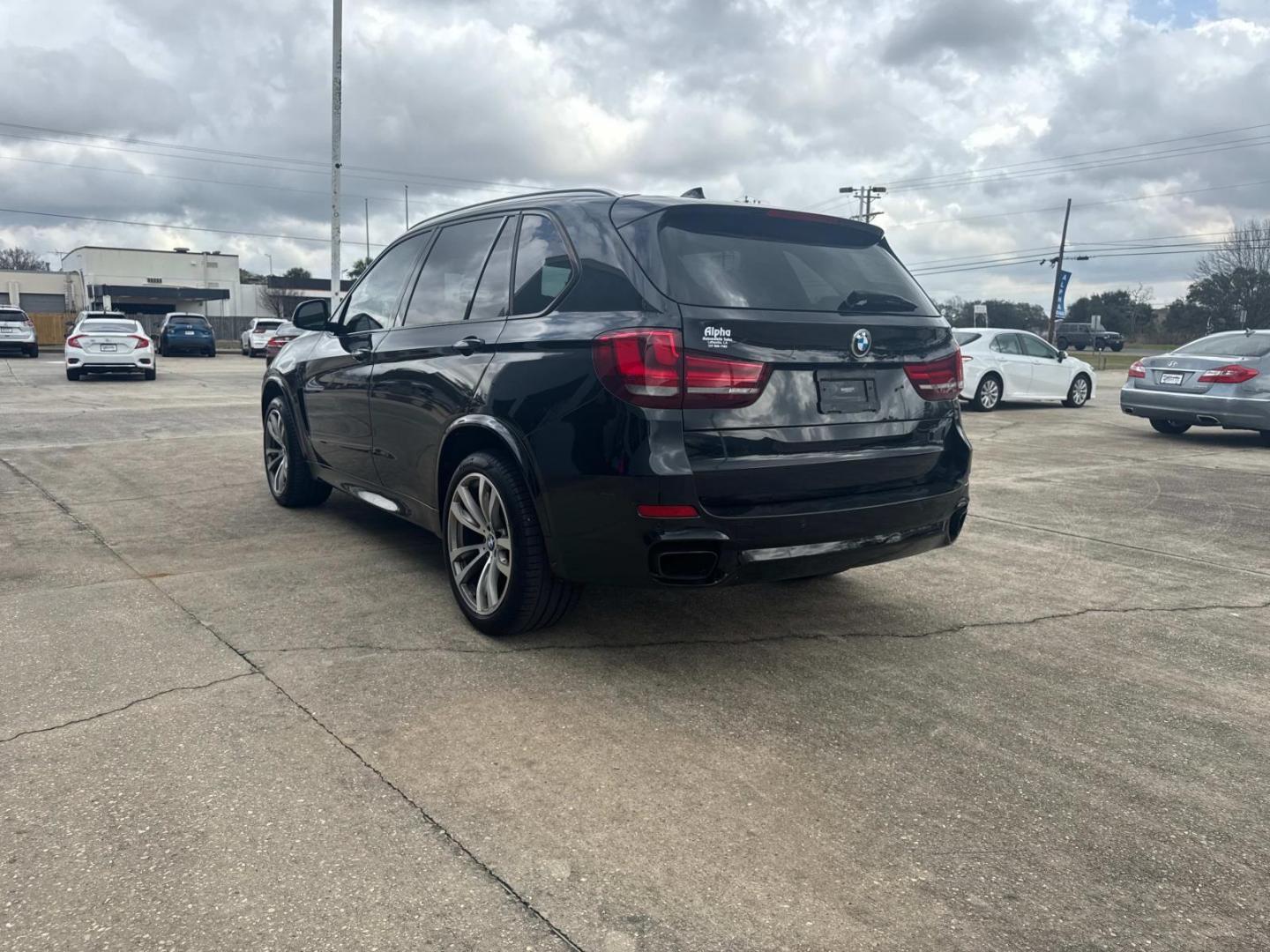 2015 Black /Black BMW X5 AWD 4dr xDrive50i0 (5UXKR6C58F0) , N/A transmission, located at 6904 Johnston St., Lafayette, LA, 70503, (337) 988-1960, 30.143589, -92.100601 - Photo#8