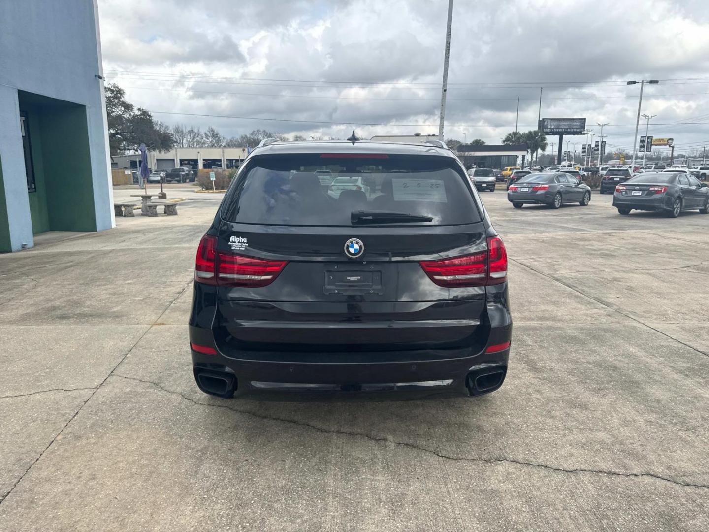 2015 Black /Black BMW X5 AWD 4dr xDrive50i0 (5UXKR6C58F0) , N/A transmission, located at 6904 Johnston St., Lafayette, LA, 70503, (337) 988-1960, 30.143589, -92.100601 - Photo#9