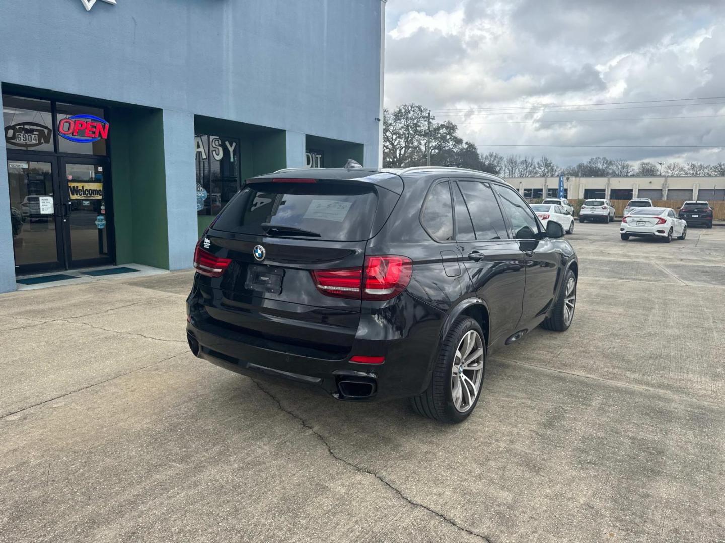 2015 Black /Black BMW X5 AWD 4dr xDrive50i0 (5UXKR6C58F0) , N/A transmission, located at 6904 Johnston St., Lafayette, LA, 70503, (337) 988-1960, 30.143589, -92.100601 - Photo#11