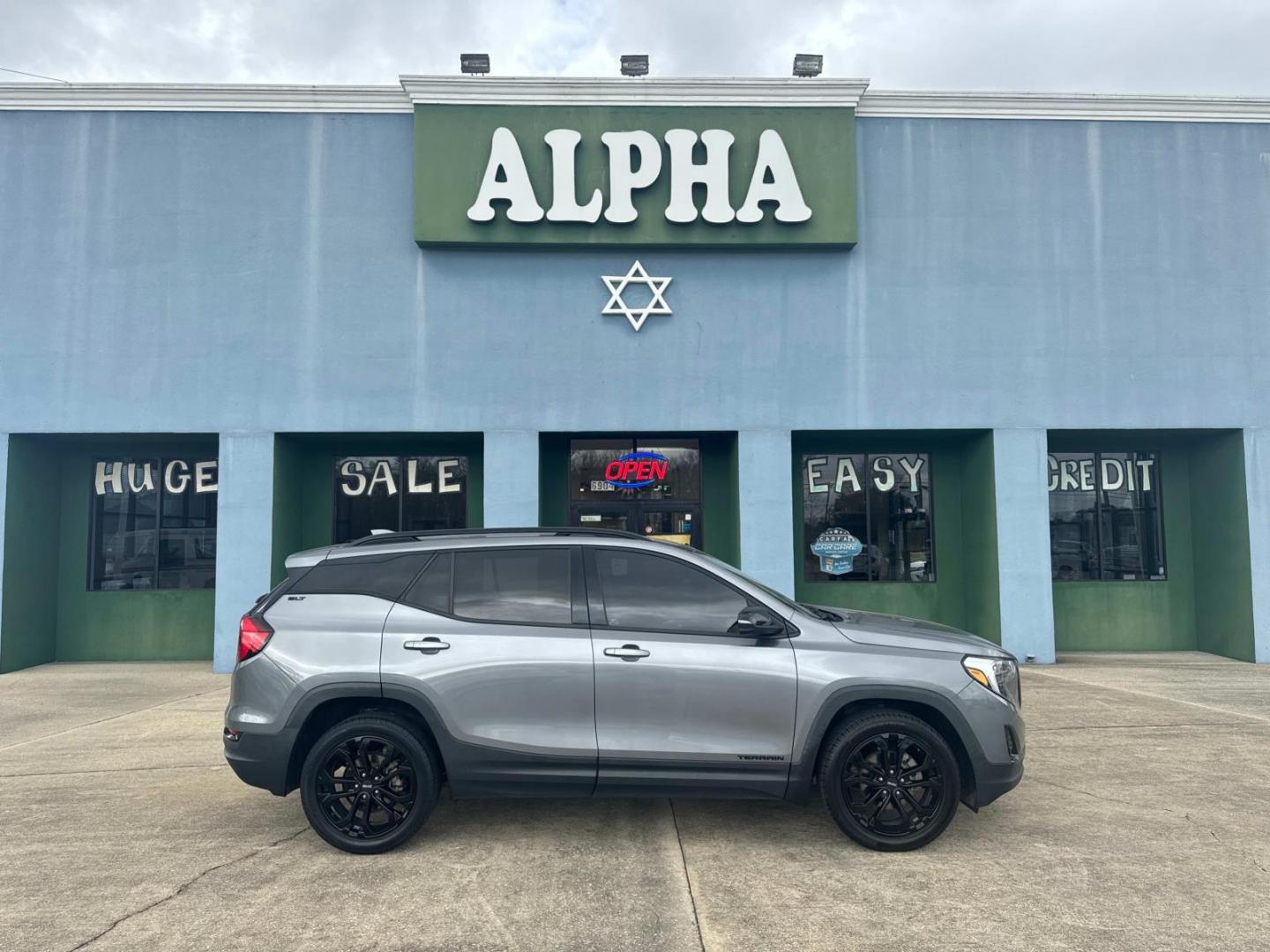 2020 Gray /Black GMC Terrain FWD 4dr SLT (3GKALPEV5LL) , N/A transmission, located at 6904 Johnston St., Lafayette, LA, 70503, (337) 988-1960, 30.143589, -92.100601 - Photo#0