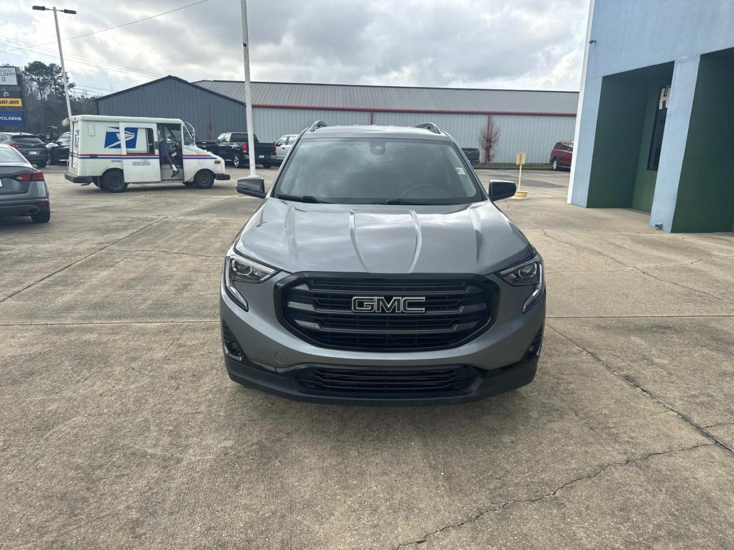 2020 Gray /Black GMC Terrain FWD 4dr SLT (3GKALPEV5LL) , N/A transmission, located at 6904 Johnston St., Lafayette, LA, 70503, (337) 988-1960, 30.143589, -92.100601 - Photo#2