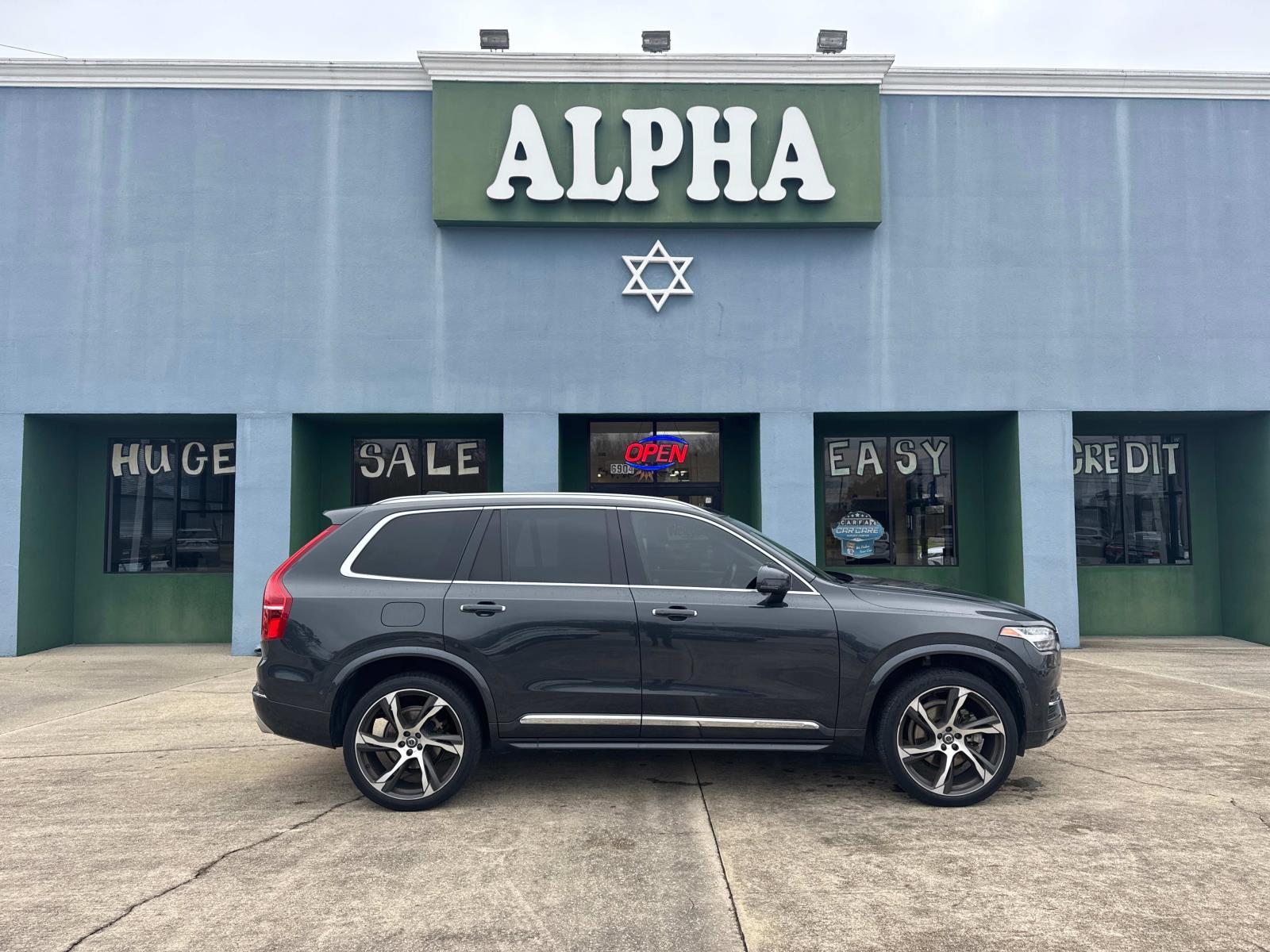 photo of 2017 Volvo XC90 T6 AWD 7-Passenger Inscription