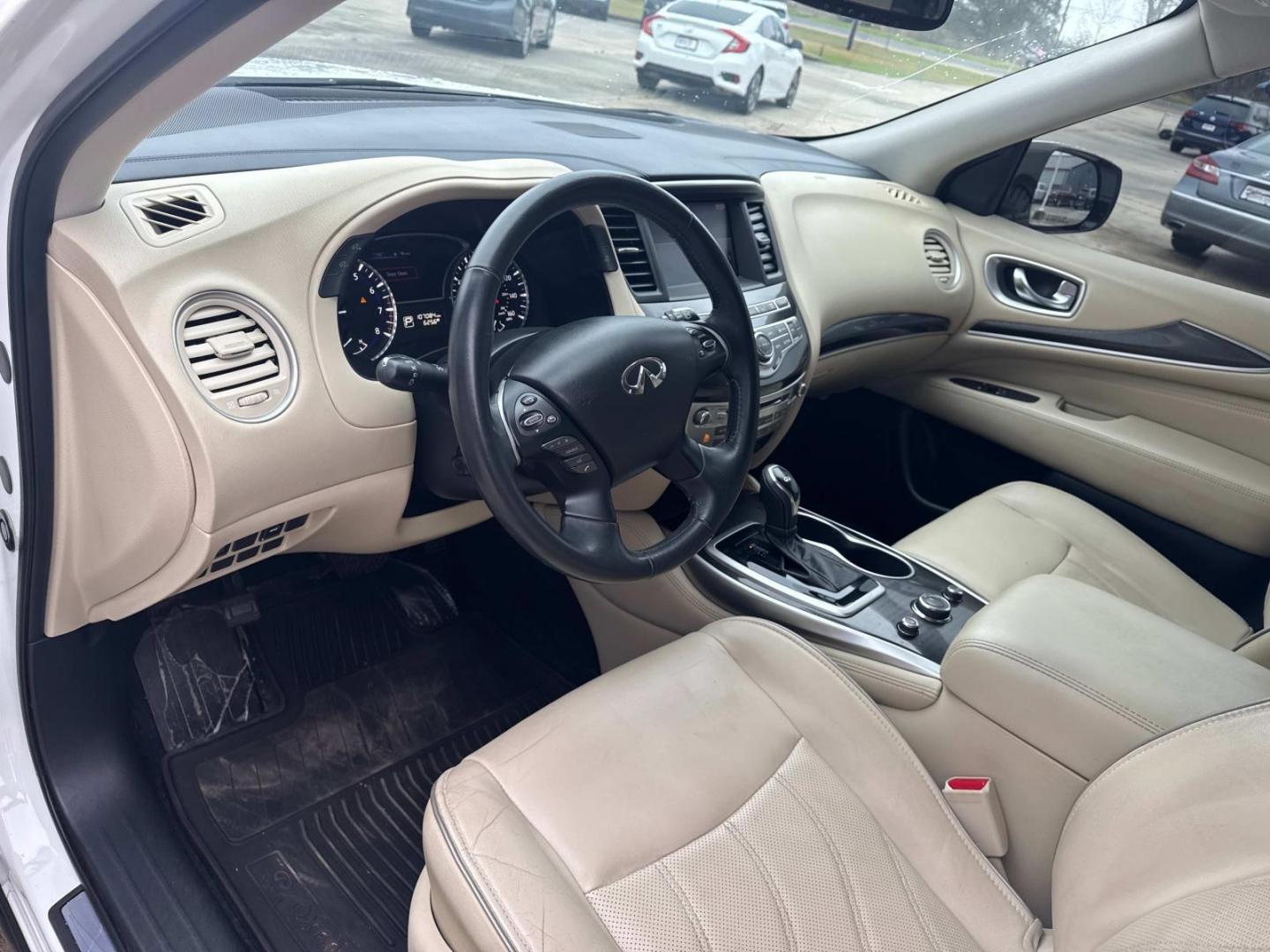 2018 Majestic White /Tan INFINITI QX60 AWD (5N1DL0MM2JC) , Automatic transmission, located at 6904 Johnston St., Lafayette, LA, 70503, (337) 988-1960, 30.143589, -92.100601 - Photo#24