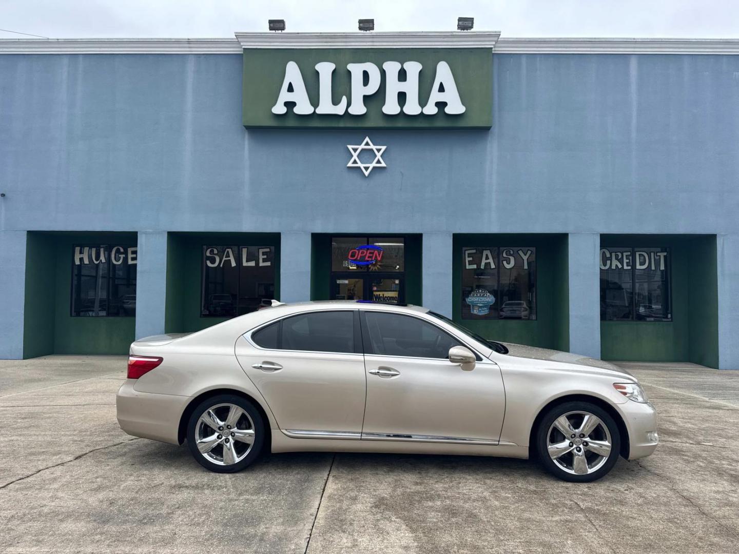 2012 Tan /Parchment Lexus LS 460 4dr Sdn RWD (JTHBL5EF0C5) , N/A transmission, located at 6904 Johnston St., Lafayette, LA, 70503, (337) 988-1960, 30.143589, -92.100601 - Photo#0