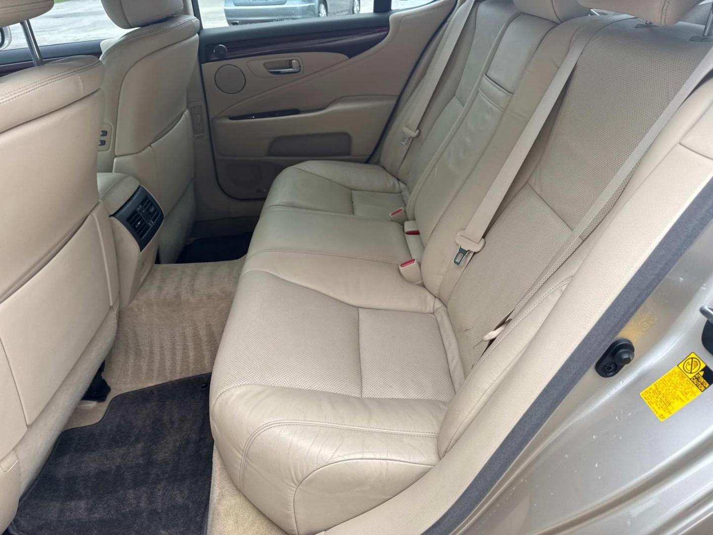 2012 Tan /Parchment Lexus LS 460 4dr Sdn RWD (JTHBL5EF0C5) , N/A transmission, located at 6904 Johnston St., Lafayette, LA, 70503, (337) 988-1960, 30.143589, -92.100601 - Photo#20