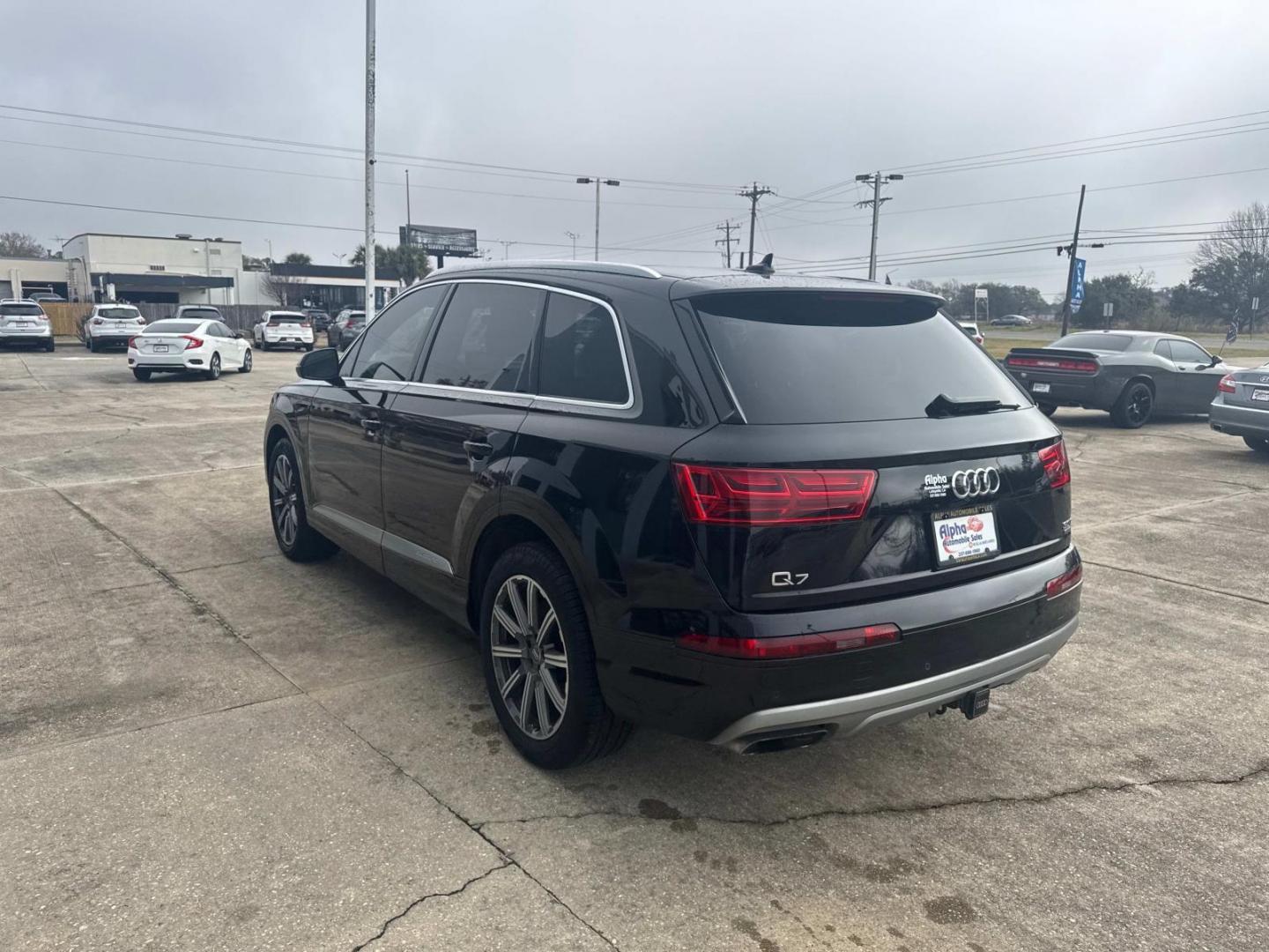 2018 Night Black /Brown Audi Q7 3.0 TFSI Prestige (WA1VAAF74JD) , Automatic transmission, located at 6904 Johnston St., Lafayette, LA, 70503, (337) 988-1960, 30.143589, -92.100601 - Photo#8