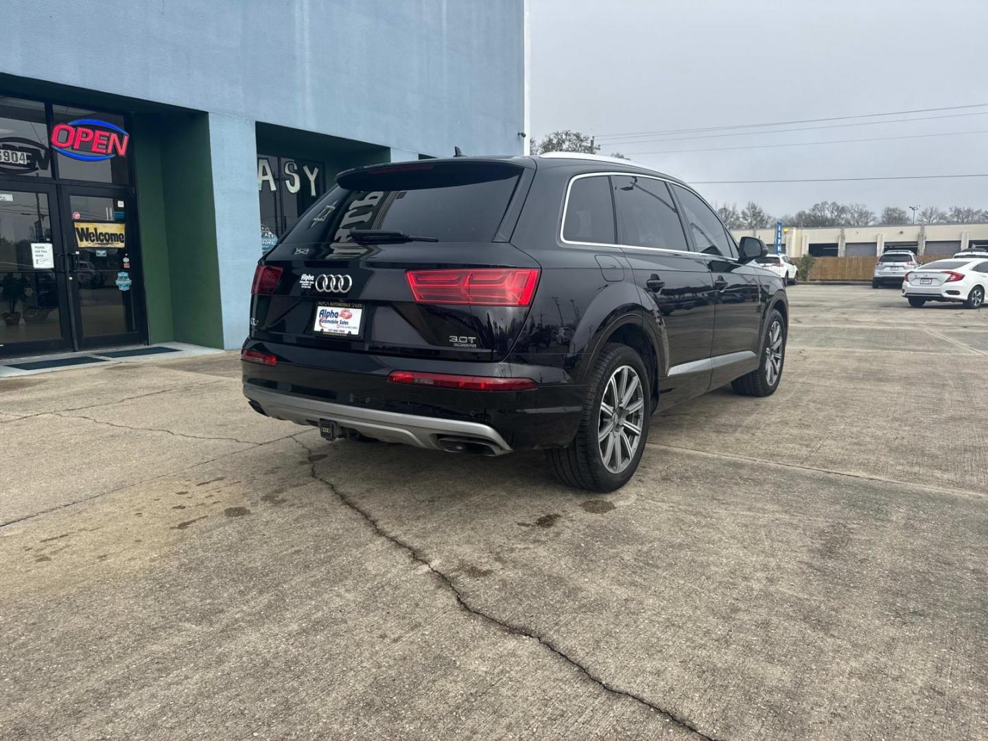 2018 Night Black /Brown Audi Q7 3.0 TFSI Prestige (WA1VAAF74JD) , Automatic transmission, located at 6904 Johnston St., Lafayette, LA, 70503, (337) 988-1960, 30.143589, -92.100601 - Photo#13