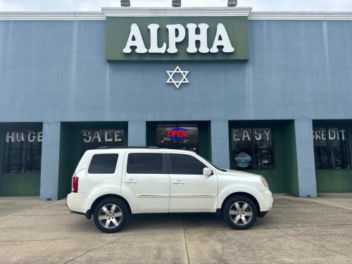 2014 Honda Pilot 2WD 4dr Touring w/RES  and  Navi